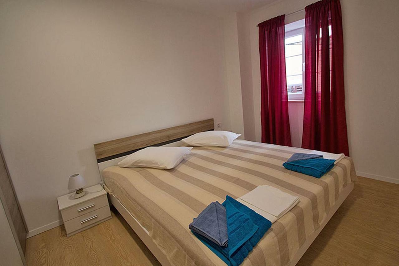 Apartment Carlitos Karlobag Extérieur photo